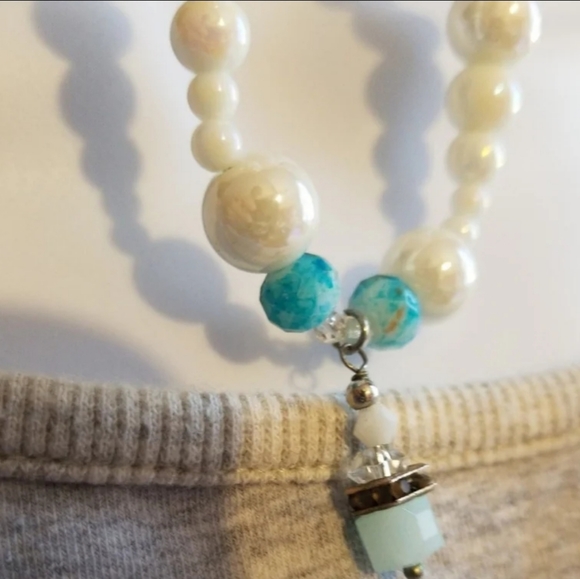 Swarovskis Jewelry Set Owlheart Inc repurposed vintage beads - Picture 9 of 12